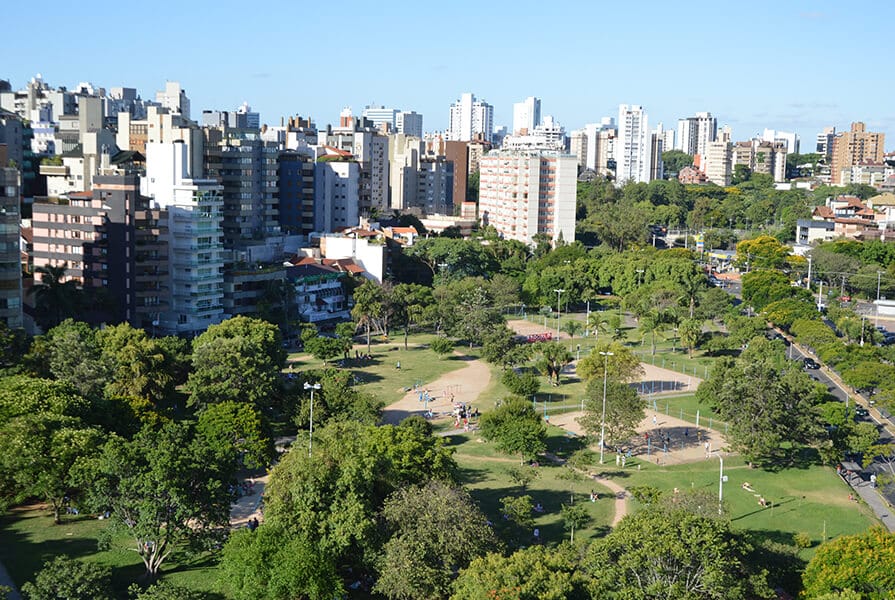 imagem área de um parque no bairro de Porto Alegre