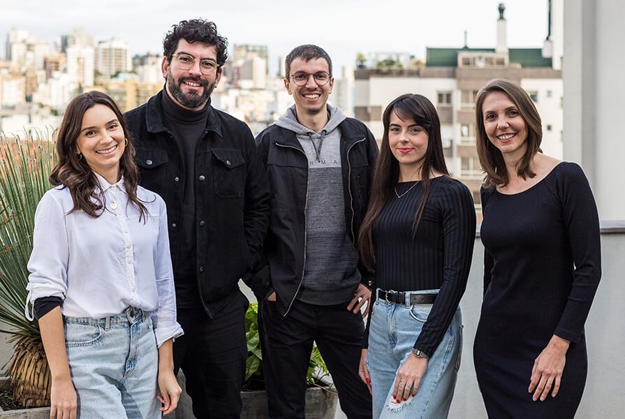 equipe da maena que criou o Plaenge Parking Design