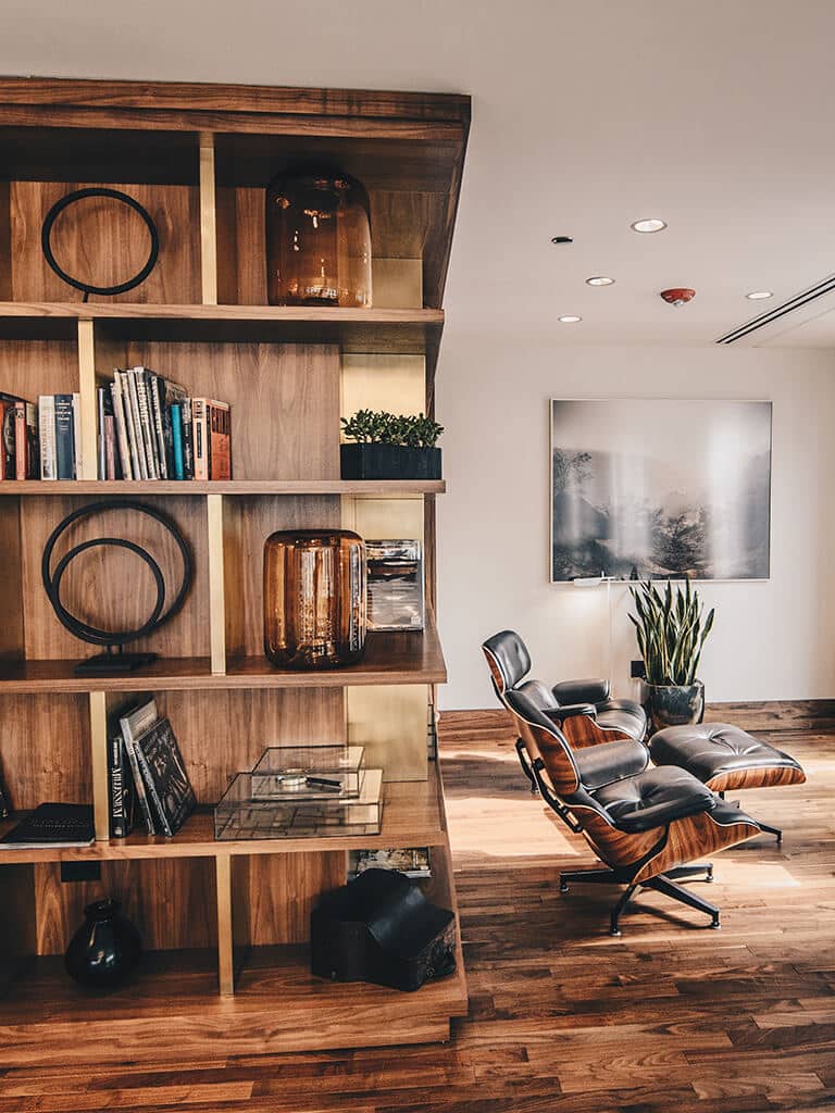 Como montar uma biblioteca particular: conforto para sua leitura