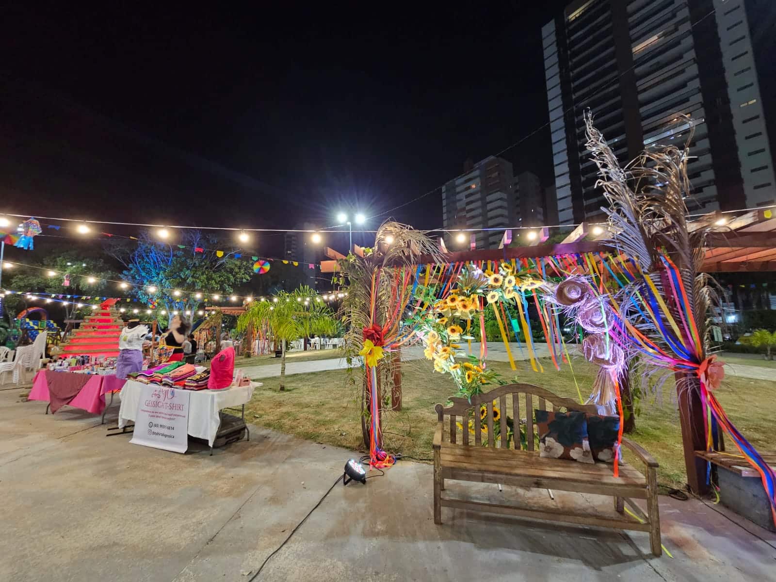 “FOOD TRUCK JUNINO” EM CUIABÁ REÚNE FAMÍLIAS NA PRAÇA JARDIM DAS AMÉRICAS
