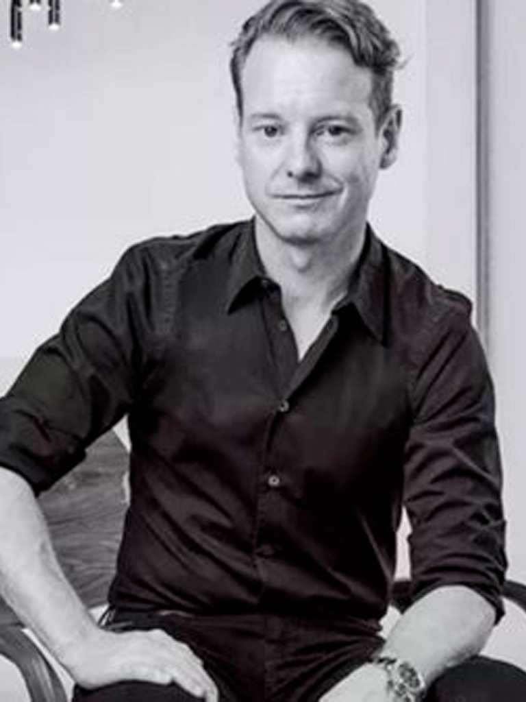 Conheça Jader Almeida: um dos mais premiados designers brasileiros