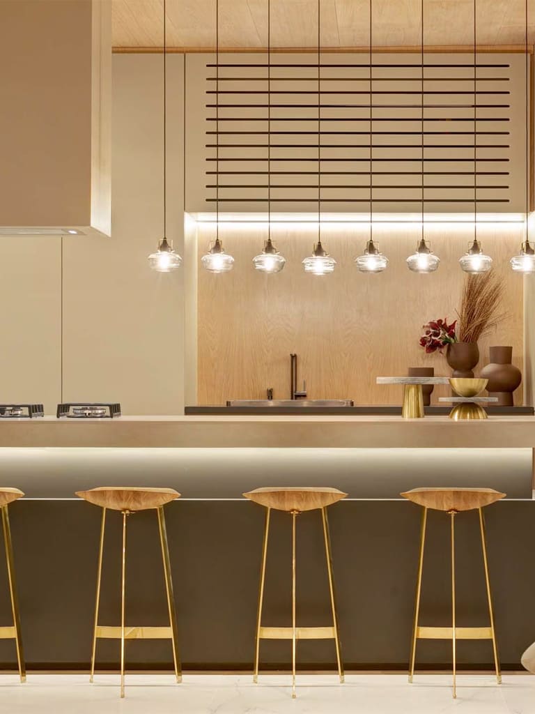 Luxo e praticidade: transforme o projeto de decoração da sua cozinha