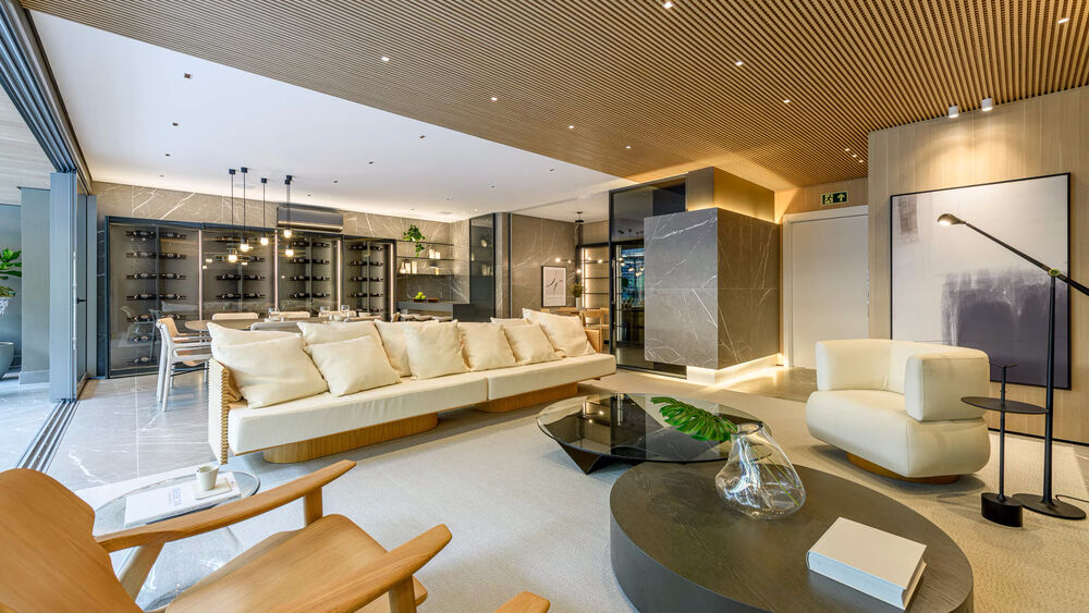 Sala de estar moderna com sofás e decoração elegante