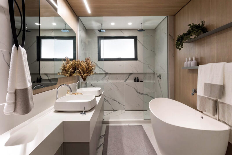 Banheiro moderno com decoração minimalista e elegante
