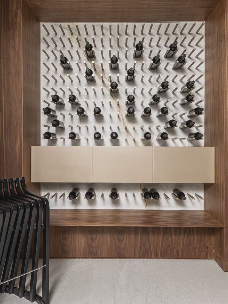 Adega para apartamento: 7 ideias de luxo e design